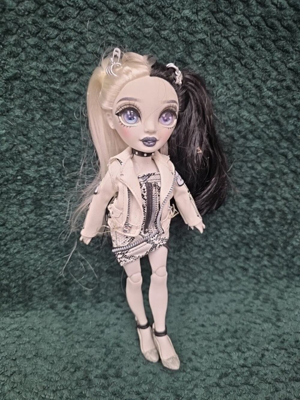 Rainbow High Shadow High Heather Grayson Grayscale Fashion Doll 11” MGA